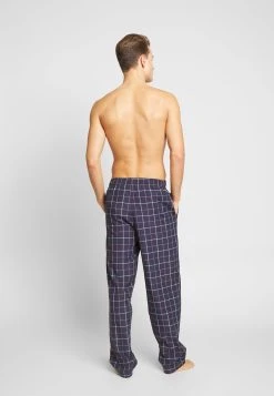 Pier One Bas de pyjama Meilleur Prix Garanti pyjamas normale homme -VêtementsElite Boutique 31810df0c959428194d6ab1808433306