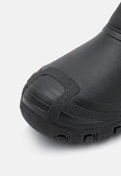 Pier One UNISEX - Bottes de neige Meilleure qualité rond 13 Pier One UNISEX - Bottes de neige Meilleure qualité rond -VêtementsElite Boutique 3290bc06c40d4c3f983065eb6f90b10b