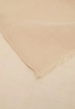 Pier One Promos UNISEX - Écharpe foulards et écharpes couleur unie 7 Pier One Promos UNISEX - Écharpe foulards et écharpes couleur unie -VêtementsElite Boutique 36d733670fd2458ca904da828260c81f