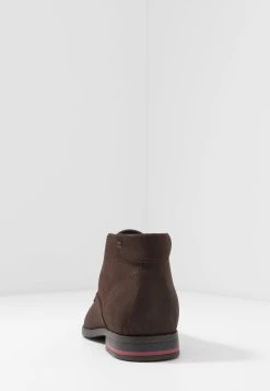 Prix Cassé Pier One Derbies derbies et richelieus rond homme 11 Prix Cassé Pier One Derbies derbies et richelieus rond homme -VêtementsElite Boutique 3724513fd17e4fbd87380029f1839790