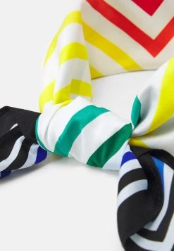 Pier One Prix Bradés BANDANA UNISEX - Écharpe Écharpes et foulards multicolore -VêtementsElite Boutique 37cb04518a32480f8cd062c1f16462bb