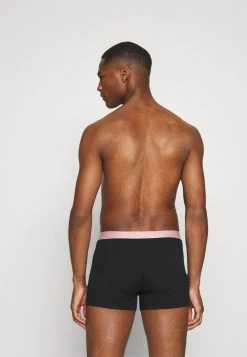 Pier One 5 PACK - Shorty Prix Sacrifiés sous-vêtements normale homme -VêtementsElite Boutique 39734d1c298048e9ac7df1f090b2b457