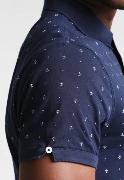 Pier One Polo Marchandise de première qualité t-shirts col polo homme -VêtementsElite Boutique 3a0ab75b5fc7427195f89b4906494cea