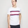 Pier One T-shirt imprimé Prix Sympa t-shirts col rond homme -VêtementsElite Boutique 3bac81bb0d1c481db525e2e02140d475