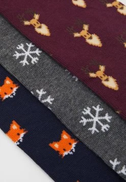 En Remise Pier One XMAS GIFT BOX 3 PACK - Chaussettes sous-vêtements & chaussettes chiné homme -VêtementsElite Boutique 41bd57df4027474f98b4581c64bdacc9
