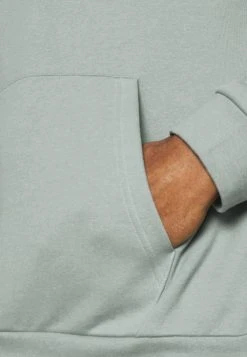 Pier One 2 PACK - Sweat à capuche Prix Compétitif sweats & hoodies homme -VêtementsElite Boutique 42ae1717e5f74ed19fa71eda943ea2db