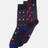 Pier One XMAS GIFT BOX 3 PACK - Chaussettes Prix Discount sous-vêtements & chaussettes rayures homme 2 Pier One XMAS GIFT BOX 3 PACK - Chaussettes Prix Discount sous-vêtements & chaussettes rayures homme -VêtementsElite Boutique 43ef96180f1f4cde8bf712b75f0eca23 1
