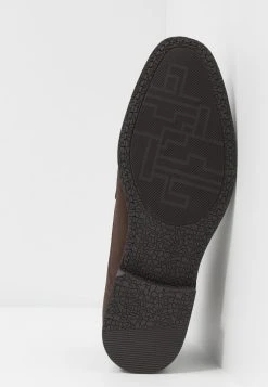 Prix Cassé Pier One Derbies derbies et richelieus rond homme 12 Prix Cassé Pier One Derbies derbies et richelieus rond homme -VêtementsElite Boutique 4460db8a955e40328d075129b5085d25