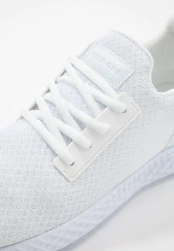 Pier One UNISEX - Baskets basses Prix Refroidis sneakers rond homme 14 Pier One UNISEX - Baskets basses Prix Refroidis sneakers rond homme -VêtementsElite Boutique 456501cdb0a342e597dd360bdaa5fbfb