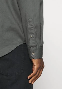 Pier One Chemise Prix Abordable chemises col kent homme -VêtementsElite Boutique 498d673022f44f848213d9b3a9a21c3b