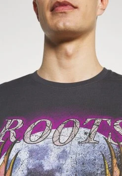 Prix Favorable Pier One T-shirt imprimé t-shirts col rond homme -VêtementsElite Boutique 4a8518e9b76a451d98719fc7af95f294