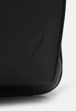 Pier One Bonne Qualité Sac ordinateur sacs compartiment pour pc portable homme -VêtementsElite Boutique 4ac06239390c4158be290fc72a50ccdf