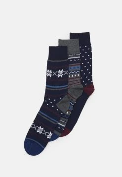 Pier One Prix Préférentiel XMAS GIFT BOX 3 PACK - Chaussettes sous-vêtements & chaussettes à pois homme -VêtementsElite Boutique 4b003b6a35d54c5a8ccbe64dfcd1399f 5