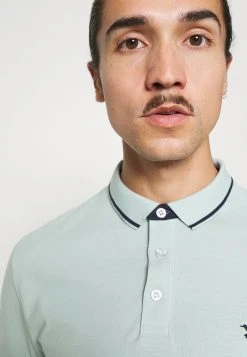 Pier One Polo Prix d’Amis t-shirts & polos col polo homme -VêtementsElite Boutique 4c11fa9d3beb48a4a601f0a9c4c54fa1