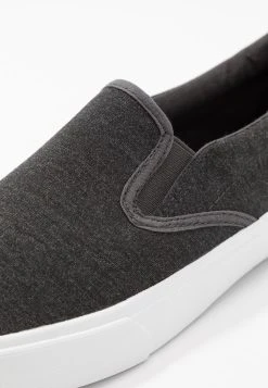 Pier One UNISEX - Mocassins Soldes En Ligne mocassins et loafers rond -VêtementsElite Boutique 4c201b3e236b45b79a901f93569481b4