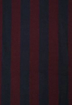 Prix Préférentiel Pier One BEACH TOWEL 180x100CM 500 GSM - Serviette de plage linge de bain rayures homme -VêtementsElite Boutique 4df1b9335fb2418c98e0b87939c2b6ba