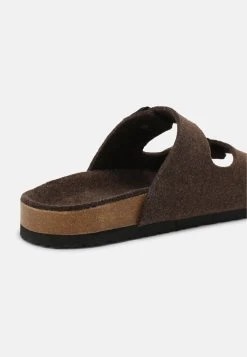 Pier One Prix Cassé UNISEX - Mules sandales et tongs ouvert -VêtementsElite Boutique 4ee4e02e149649d2b1fb1af4f8dad035