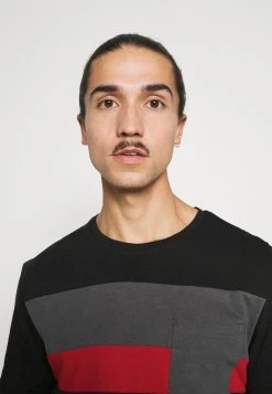 Pier One T-shirt basique Prix Bradés t-shirts col rond homme 14 Pier One T-shirt basique Prix Bradés t-shirts col rond homme -VêtementsElite Boutique 50846db8a23b4c719481f446a2c7f1f3