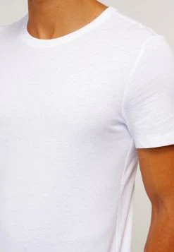 Bas Prix Pier One 2 PACK - T-shirt basique t-shirts col rond homme -VêtementsElite Boutique 5263f78b1e87481ea0e824d35031cd9e