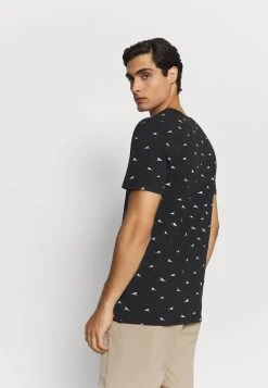 Pier One Prix Compétitif T-shirt imprimé t-shirts col rond homme -VêtementsElite Boutique 53d3048455024866a97ad2a125287081