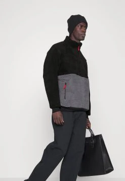 Prix Avantageux Pier One Sweat polaire sweats & hoodies col camionneur homme -VêtementsElite Boutique 5620bb7555b0426299990d946ee0d69b