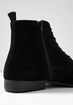 Prix Dynamité Pier One Bottines à lacets boots et bottes carré homme -VêtementsElite Boutique 5750c1e3b1664d298a914115494d1a36