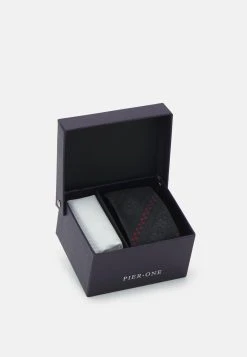 Pier One CHRISTMAS GIFT SET - Cravate Marchandise de première qualité cravates et nœuds papillon homme homme -VêtementsElite Boutique 5aa689e5eadb41b5a4e48f0823e196b7