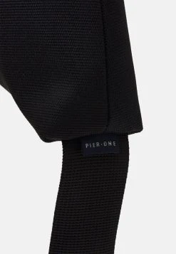Pier One UNISEX - Sac bandoulière Produit de première qualité sacs et bagages compartiment pour téléphone portable 9 Pier One UNISEX - Sac bandoulière Produit de première qualité sacs et bagages compartiment pour téléphone portable -VêtementsElite Boutique 5ad12cfe4065434fb4a966d6c236f3fb