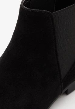 Pier One Prix Bradés Bottines boots et bottes carré homme -VêtementsElite Boutique 5ad712e9b5d24d69aecf110e440fb945