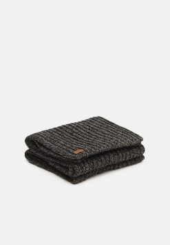 Pier One 50% Off De Vente SET - Écharpe casquettes, bonnets et chapeaux chiné homme -VêtementsElite Boutique 5ae5e4ca5c9d47838ce8687802b0e3b2