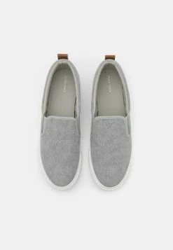 Pier One Prix Équitable UNISEX - Baskets basses mocassins et loafers rond 13 Pier One Prix Équitable UNISEX - Baskets basses mocassins et loafers rond -VêtementsElite Boutique 5b8cc260bf0c403a81cf8360fd7d1da3