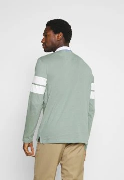 Pier One Polo Prix Incroyables t-shirts col polo homme -VêtementsElite Boutique 5be12e09af2a4416baa254a2de04611e