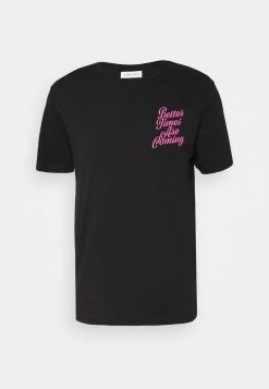 Pier One Rabais T-shirt imprimé t-shirts col rond homme -VêtementsElite Boutique 5c44f1ad355c4f71a0edc430cd453fb2