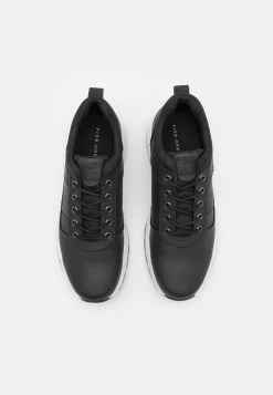 Pier One Baskets basses Prix Raisonnable baskets & sneakers rond homme -VêtementsElite Boutique 5d4e42b3497c4b9eb7fe6020386fb2ff