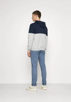 Prix Dégriffé Pier One Sweat à capuche zippé pulls et gilets homme -VêtementsElite Boutique 5d59b52c08914d6dbbde2fb6c17d421e