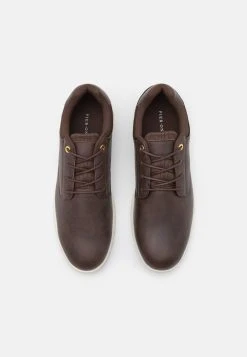 Pier One Promos Chaussures à lacets derbies, richelieus & chaussures bateau rond homme -VêtementsElite Boutique 5d9a5a3b90d24ea28a4b4acd2cb50c27
