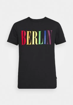 Pier One PRIDE - T-shirt imprimé Soldes t-shirts col rond homme -VêtementsElite Boutique 5e1230ce00e74b65a8a795289fe9d6f4 1
