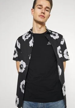 Pier One T-shirt imprimé Prix Malin t-shirts col rond homme -VêtementsElite Boutique 637819768a5246b69f9195ee688e980c