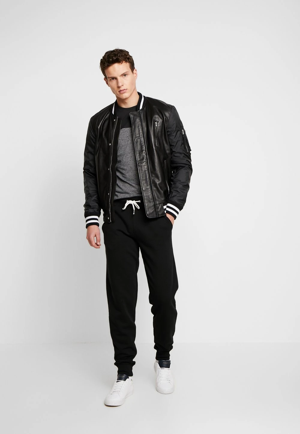 Pier One T-shirt imprimé Marchandise de première qualité t-shirts & polos col rond homme 4 Pier One T-shirt imprimé Marchandise de première qualité t-shirts & polos col rond homme – Image 2