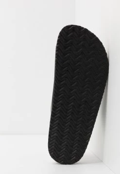 Prix Accessible Pier One UNISEX - Chaussons ouvert homme -VêtementsElite Boutique 67221bb3887e477c9ab81a830d4fbc3e