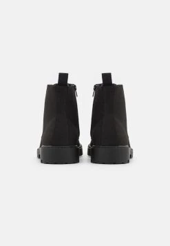 Pier One Prix Usine Bottines à lacets bottes rond homme 10 Pier One Prix Usine Bottines à lacets bottes rond homme -VêtementsElite Boutique 6bf8865ffd6a4b66a409e9927e7cce09