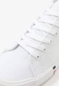 Pier One Qualité garantie 100% UNISEX - Baskets basses baskets & sneakers rond -VêtementsElite Boutique 6eeaf6ea65264b6aaea47b2ce7b216a0