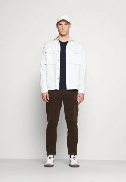 Pier One T-shirt à manches longues Soldes En Ligne t-shirts col rond homme -VêtementsElite Boutique 6fbe8fab0e1242a881e9d30b71531000