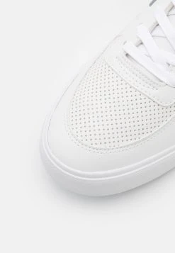 Pier One Prix Bradés Baskets basses sneakers rond homme -VêtementsElite Boutique 6fc1404d3ac14f93826b2d8fe51822a9