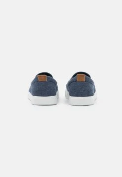 Prix Exclusifs Pier One UNISEX - Baskets basses mocassins et loafers rond -VêtementsElite Boutique 71590e0a2f00484c8b56a2fc94cb4227