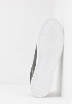 Qualité garantie 100% Pier One Baskets basses sneakers rond homme -VêtementsElite Boutique 731be1c992a04428b2e4164644f11ee7