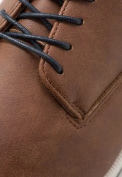 Bonne Qualité Pier One Chaussures à lacets derbies et richelieus rond homme -VêtementsElite Boutique 7352f85c2bae4898b20a1c5196e56eef