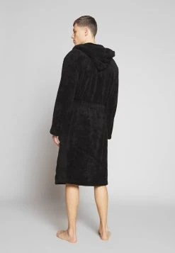 Prix Exclusifs Pier One Peignoir sous-vêtements & chaussettes capuche homme -VêtementsElite Boutique 75a98de977234435b0a886383a91af9e