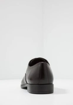 Pier One Derbies & Richelieus Promos derbies et richelieus rond homme 12 Pier One Derbies & Richelieus Promos derbies et richelieus rond homme -VêtementsElite Boutique 76a913ca42534d3d889d4dc3510889c5