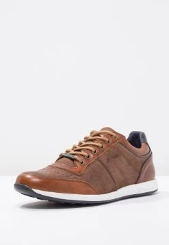 Pier One LEATHER - Baskets basses Pas Cher sneakers rond homme -VêtementsElite Boutique 76bd987e80ce4403a556ff43ac2e367a